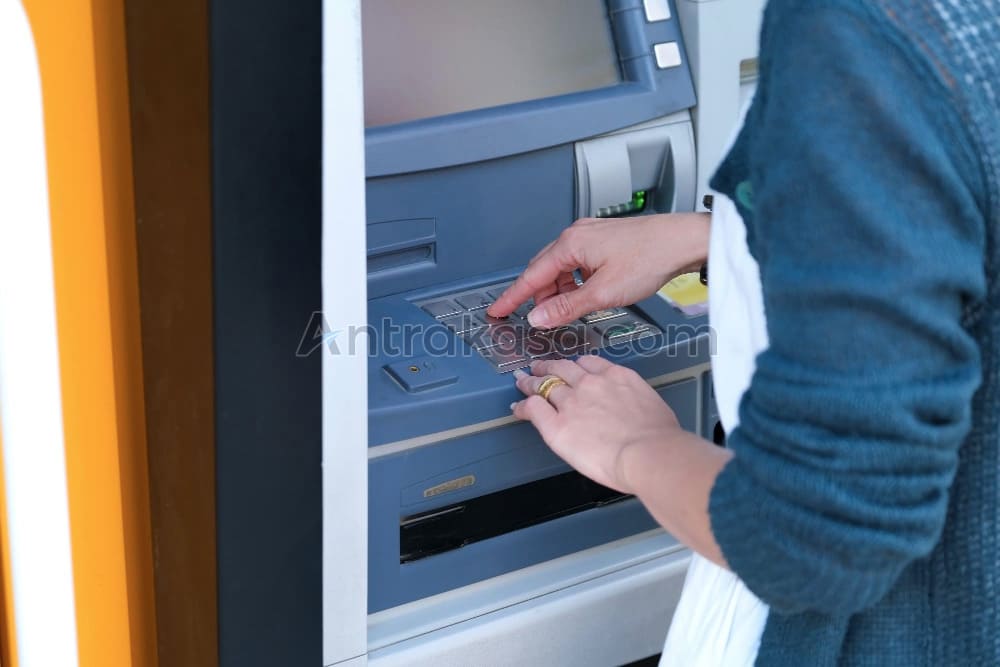 7 Tips Aman Menggunakan ATM untuk Menghindari Kecurangan